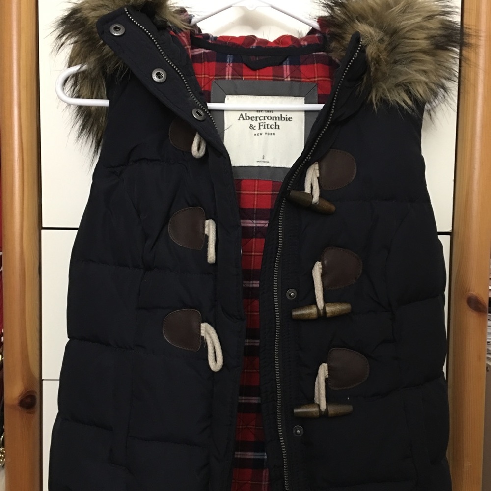 Abercrombie and Fitch vest